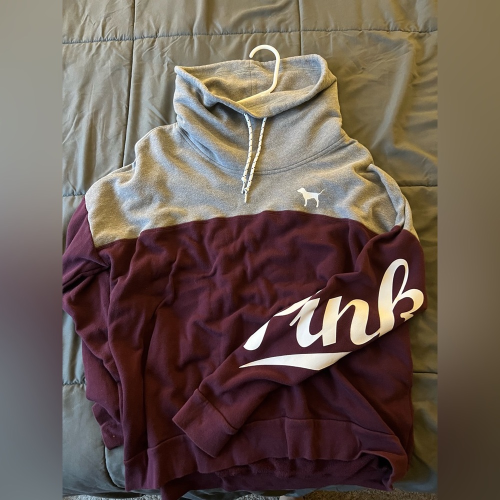 VS Pink Hoodie Maroon